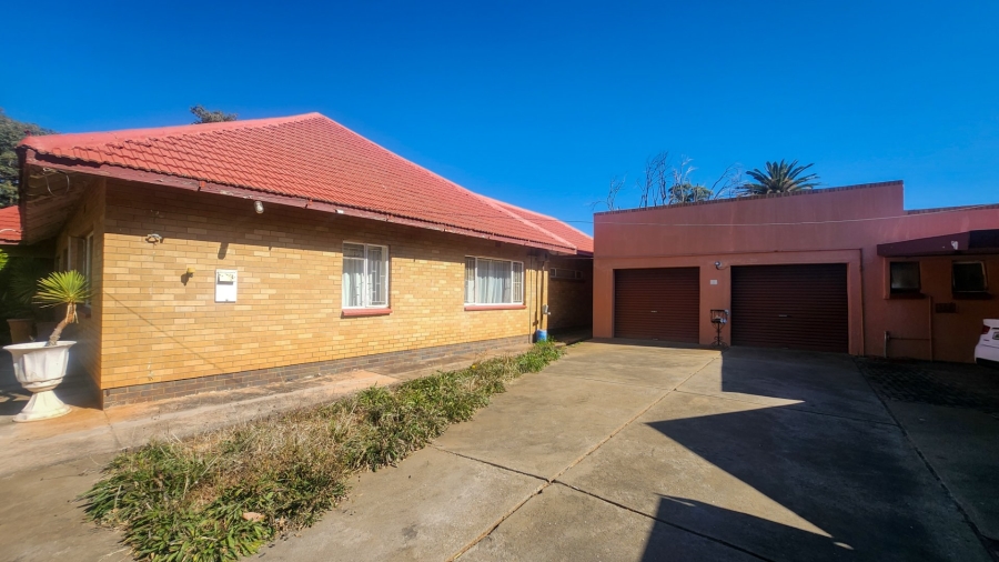 4 Bedroom Property for Sale in Stilfontein Ext 2 North West